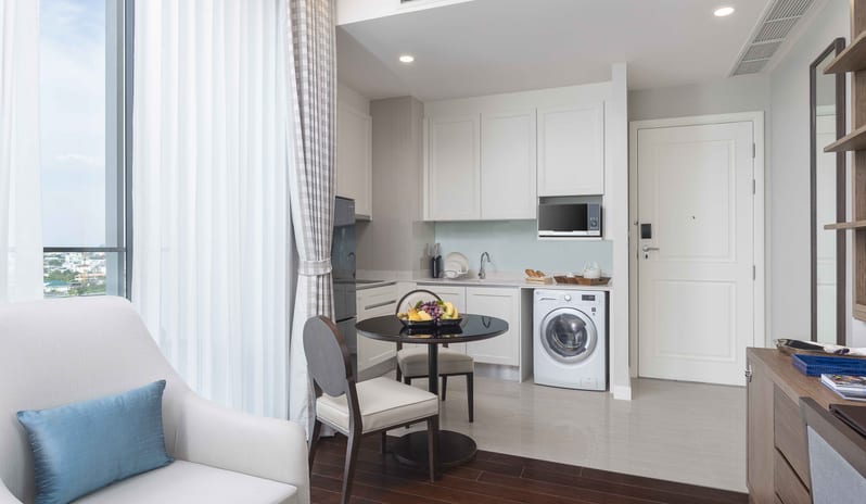 The Pillars Executive Studio Residences - Kitchen